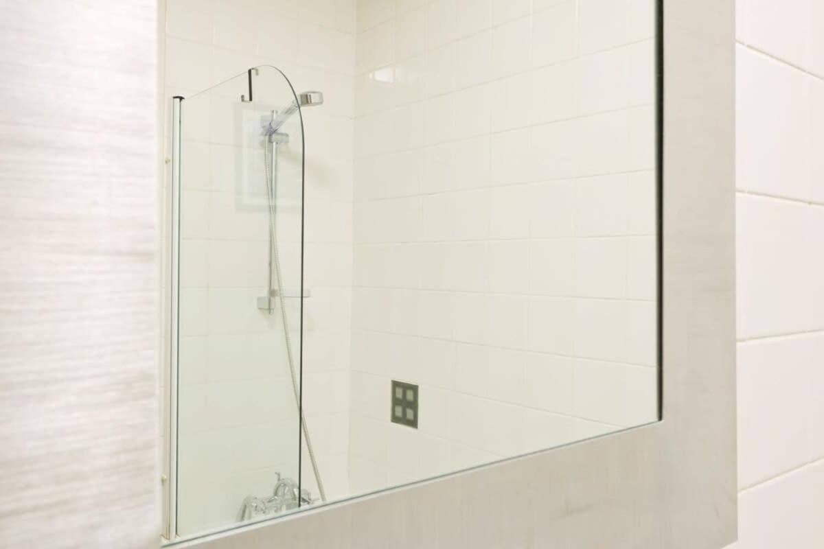 בריסטול Unique & Homely Suite With Own Access מראה חיצוני תמונה